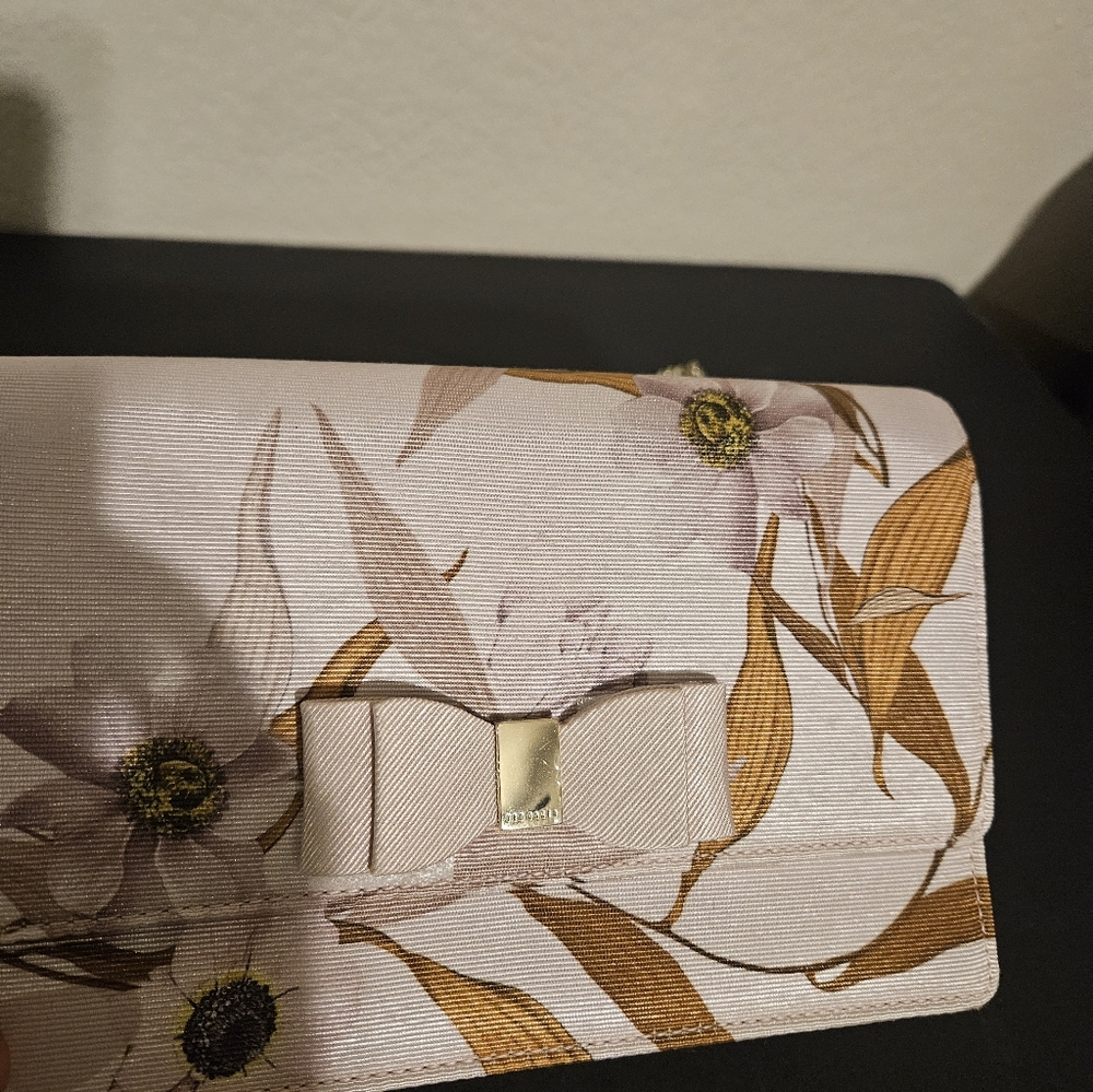 Ted Baker Clutch floral Canvas Chain new without tag. - Picture 5 of 9